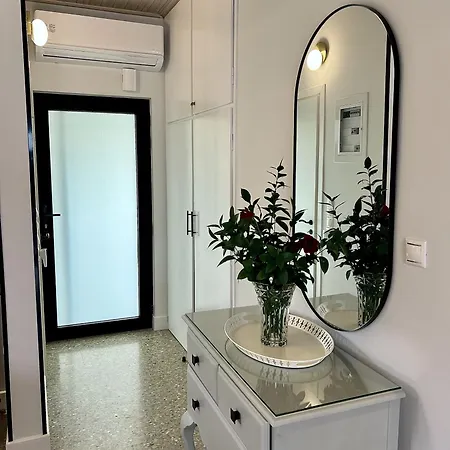 Corinthian Blue Waterfront * Paralia Platanou