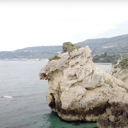 Appartement Corinthian Blue Waterfront