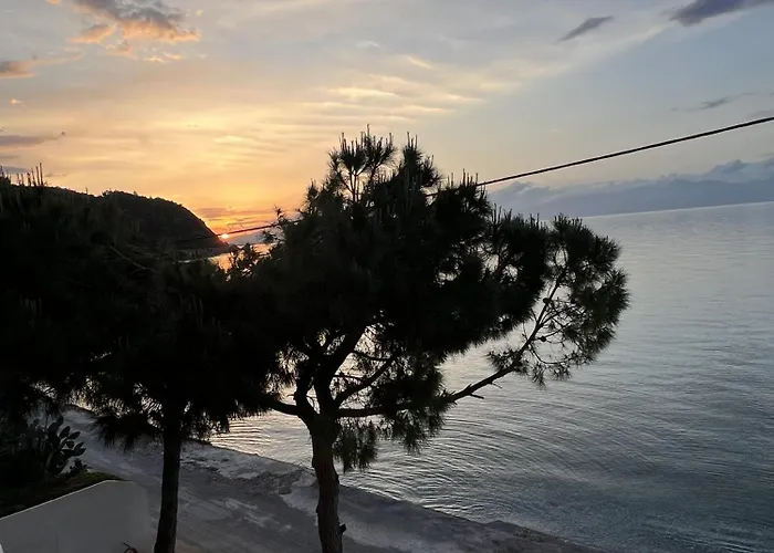 Corinthian Blue Waterfront Appartement *