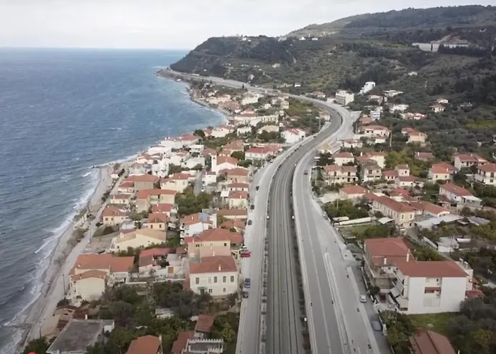 Corinthian Blue Waterfront Apartamento Paralia Platanou